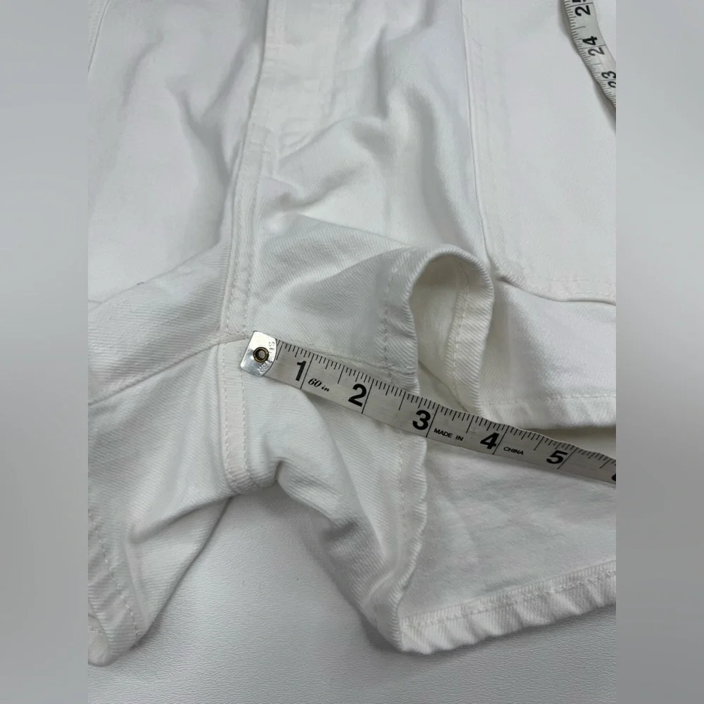 NWT Old Navy High Rise Secret Smooth Pockets Utility Shorts Womens Size 16